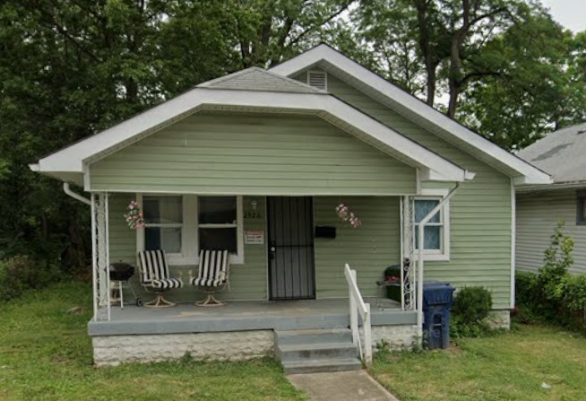 2526 Adams